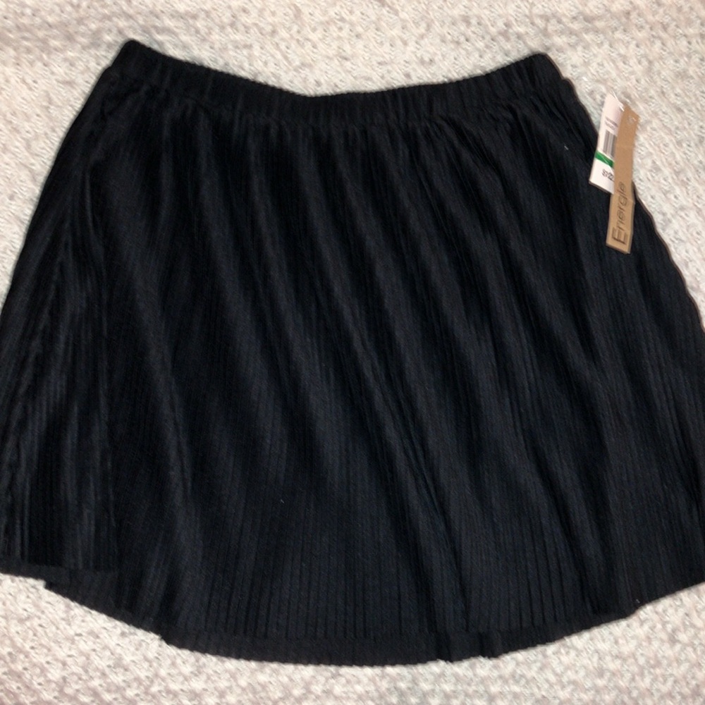 energie Black Pleated Skirt Size Large NEW NWT - Picture 2 of 8